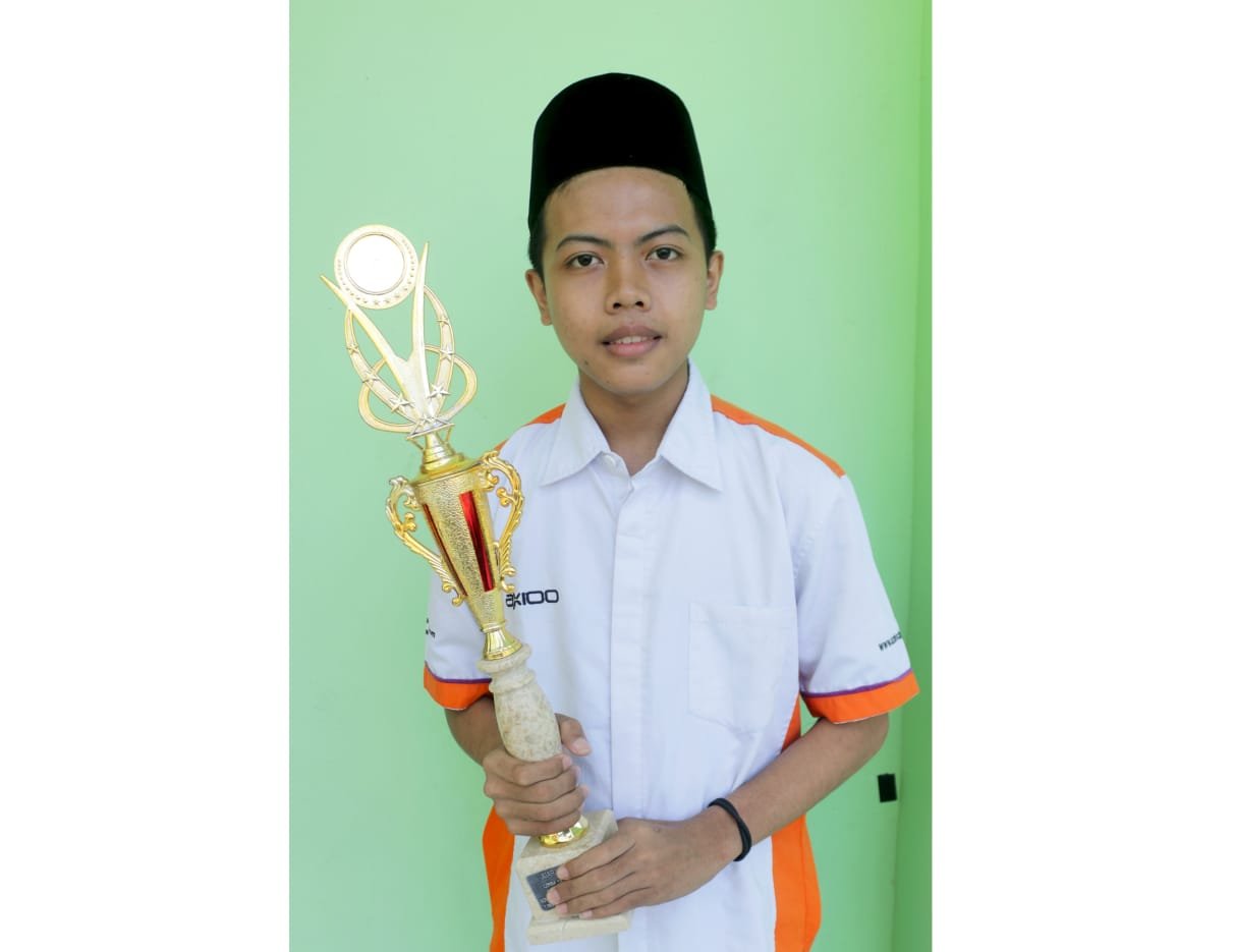 Siswa SMK Nuris Jember Raih Juara 3 Lomba Kompetensi Siswa LKS