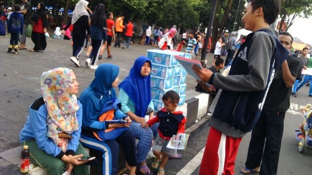 Sosialisasikan NGT 2017 Lewat CAR FREE DAY Pesantren Nuris Jember Sosialisasikan NGT 2017 Lewat CAR FREE DAY Pesantren Nuris Jember
