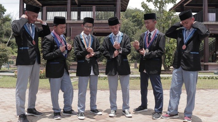 Torehan 14 Medali Di Ajang National Youth Science Competition 2022 ...